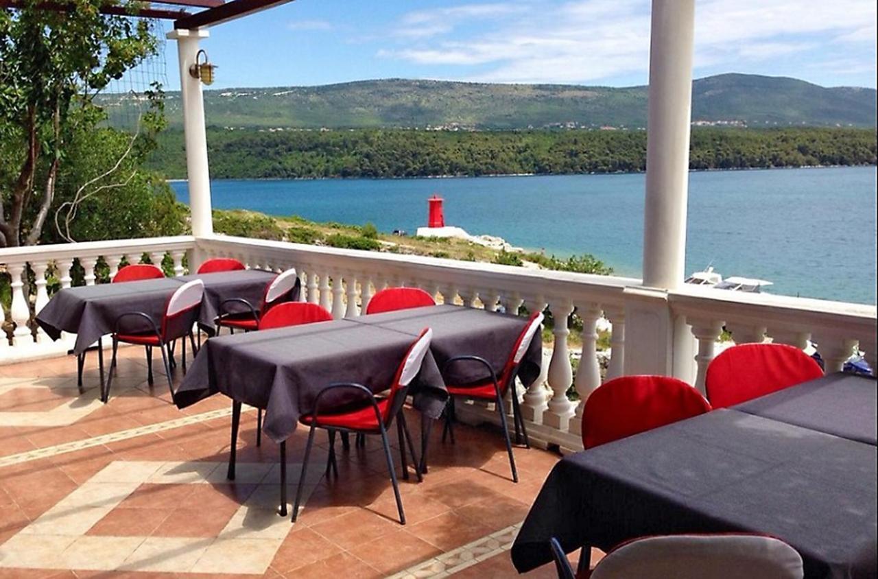 House Krizanic In Marcana, Istria, With 2 Apartments, Total 9 Guests Marčana Exterior foto